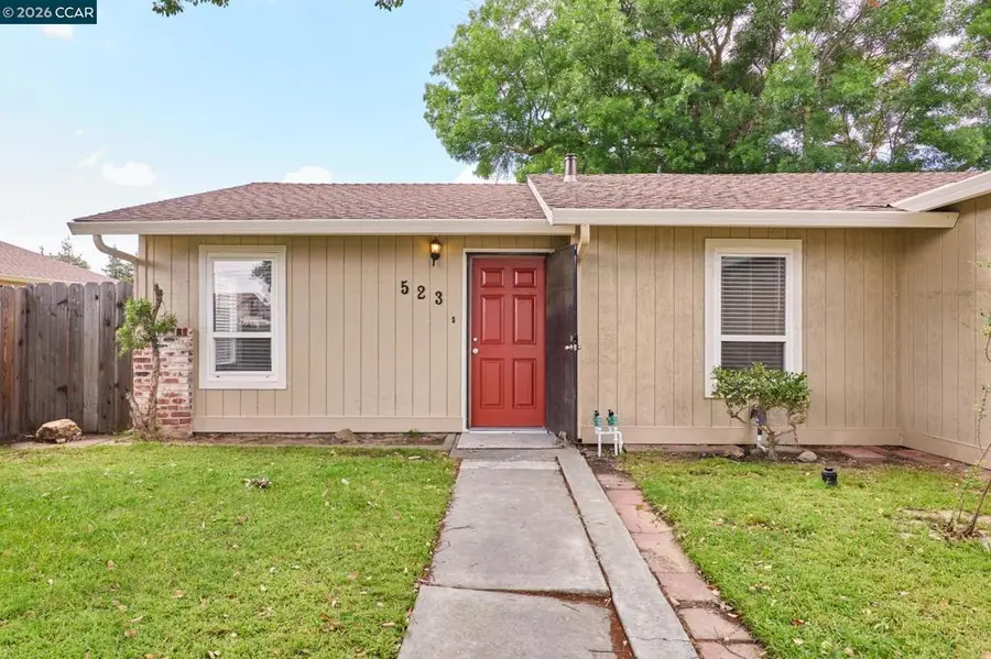 523 Robert Ave, Ripon, CA 95366 - #2