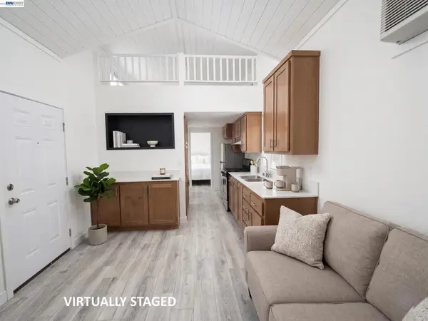 5878 Garlic Farm Dr, Gilroy, CA 95020
