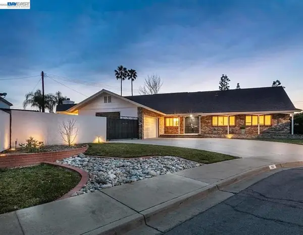 918 Saint Catherine Way, Claremont, CA 91711