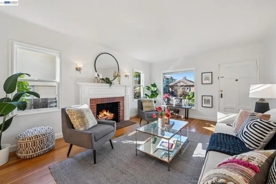 3233 San Jose Avenue, Alameda, CA 94501 - #2