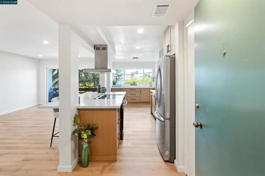710 E 22nd #203, Oakland, CA 94606 - #3