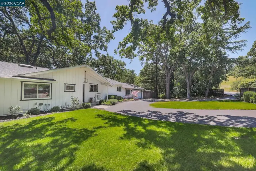 612 St Marys Rd, Lafayette, CA 94549 - #2