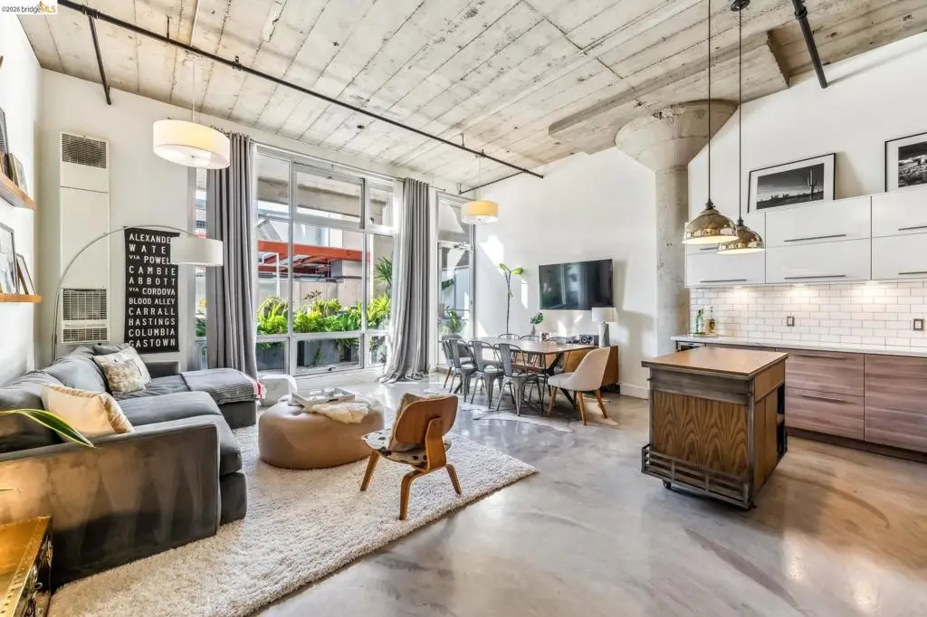 255 3rd St #206, Oakland, CA 94607 - #1
