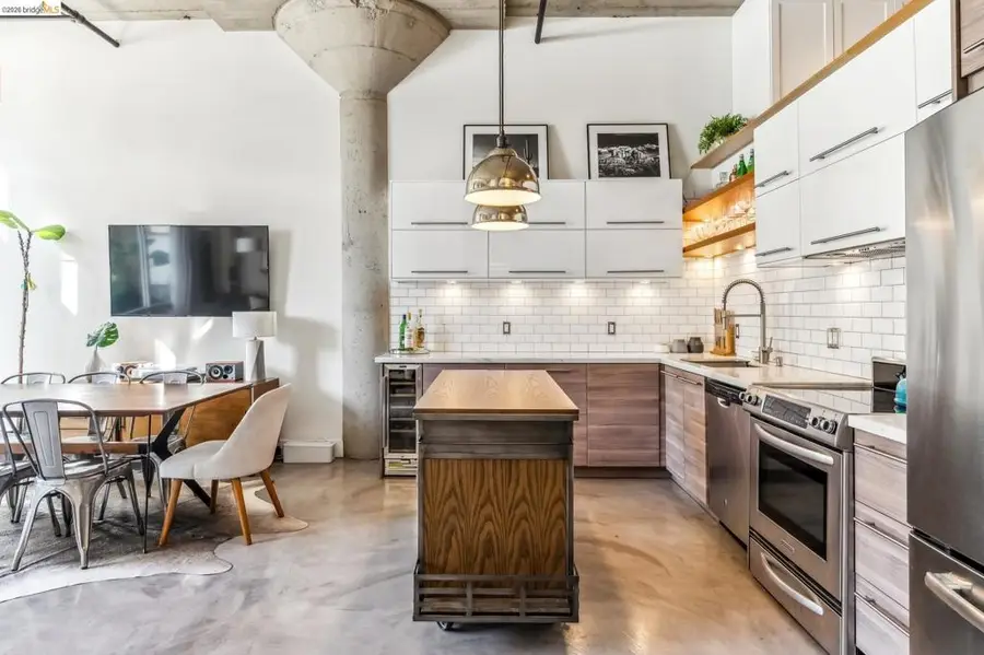 255 3rd St #206, Oakland, CA 94607 - #2
