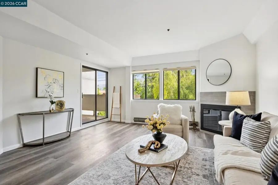 655 Chetwood St #203, Oakland, CA 94610 - #2