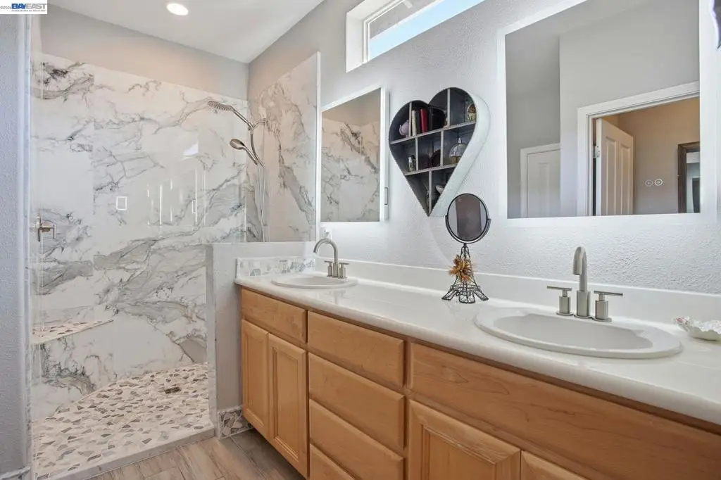 1048 Diamante, Rio Vista, CA 94571 - #1