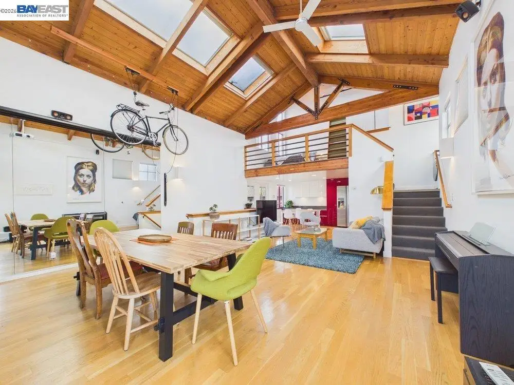 2932 Filbert St #2, Oakland, CA 94608 - #1