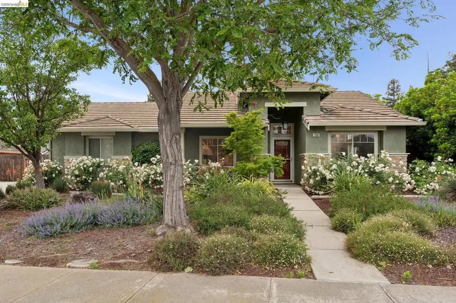 1130 Meadow Dr, Livermore, CA 94551 - #3