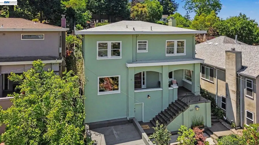 667 Rosal Ave, Oakland, CA 94610 - #2