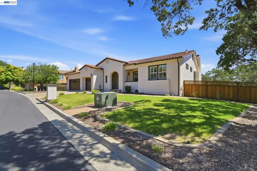 5322 Carole Ridge Ct., Fairfield, CA 94534 - #3