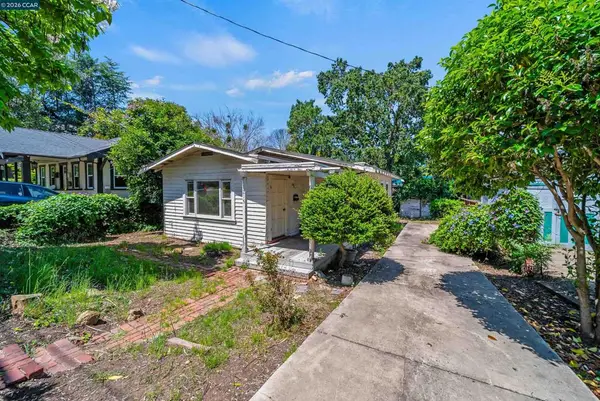 1215 Warren St, Martinez, CA 94553
