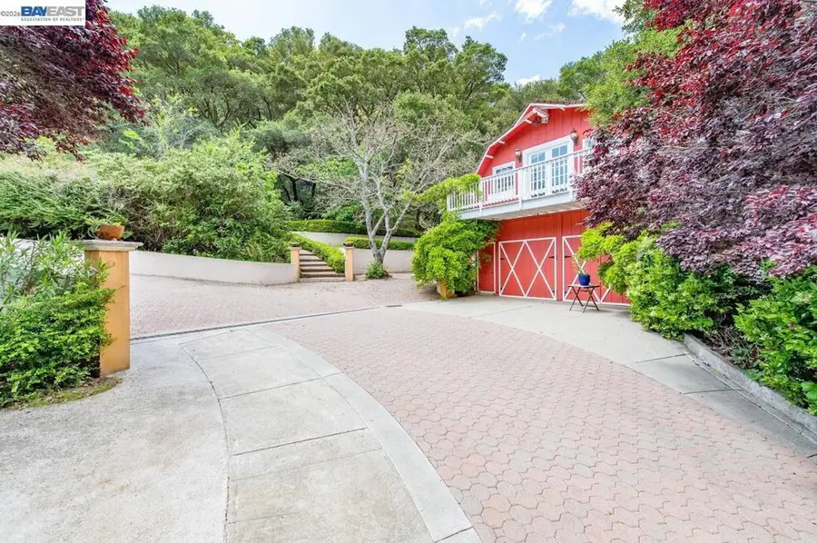 35655 Palomares Rd, Castro Valley, CA 94552 - #3