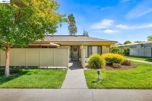 1101 Fairlawn Ct #4, Walnut Creek, CA 94595