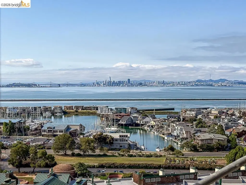 1400 Pinnacle Ct #401, Richmond, CA 94801 - #1