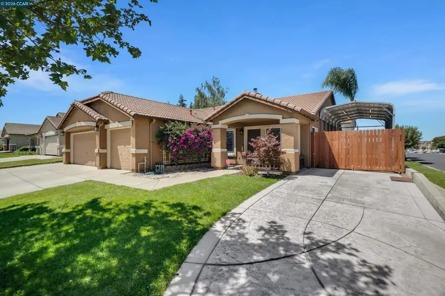 716 Joshua St, Oakley, CA 94561 - #2