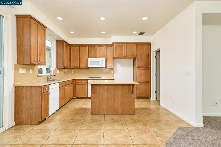 18 Outer Banks Pl, Sacramento, CA 95835 - #3