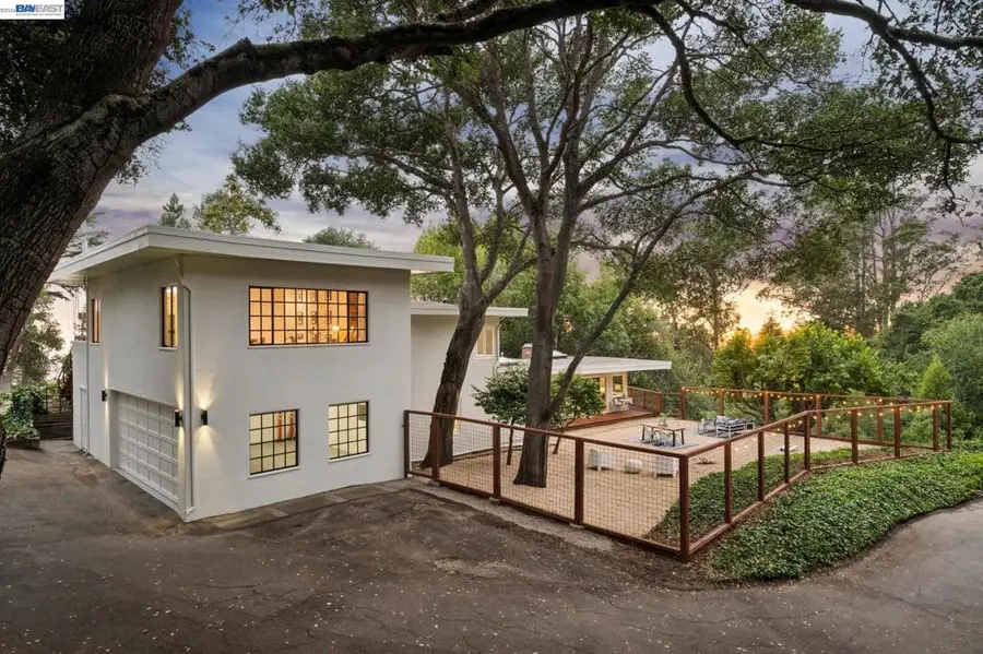 1055 Sterling Avenue, Berkeley, CA 94708 - #3