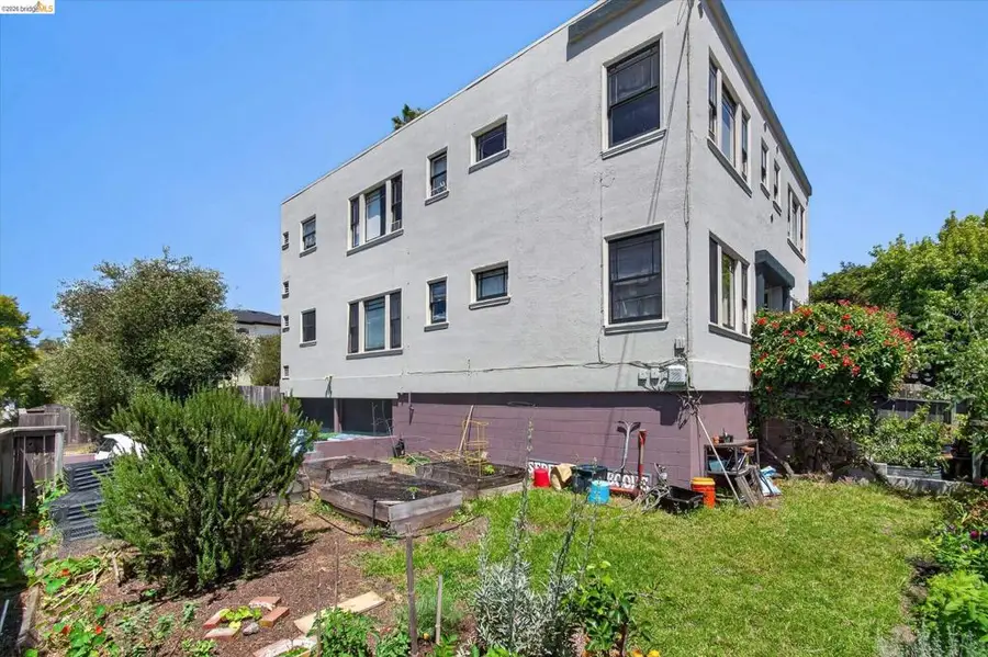1239 Berkeley Way, Berkeley, CA 94702 - #3