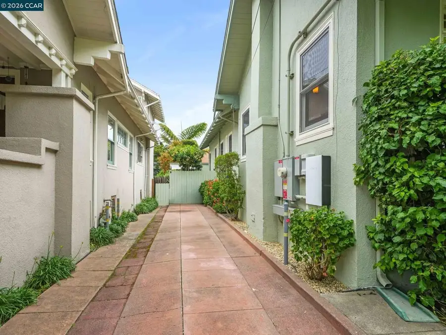 324 63rd St, Oakland, CA 94618 - #3