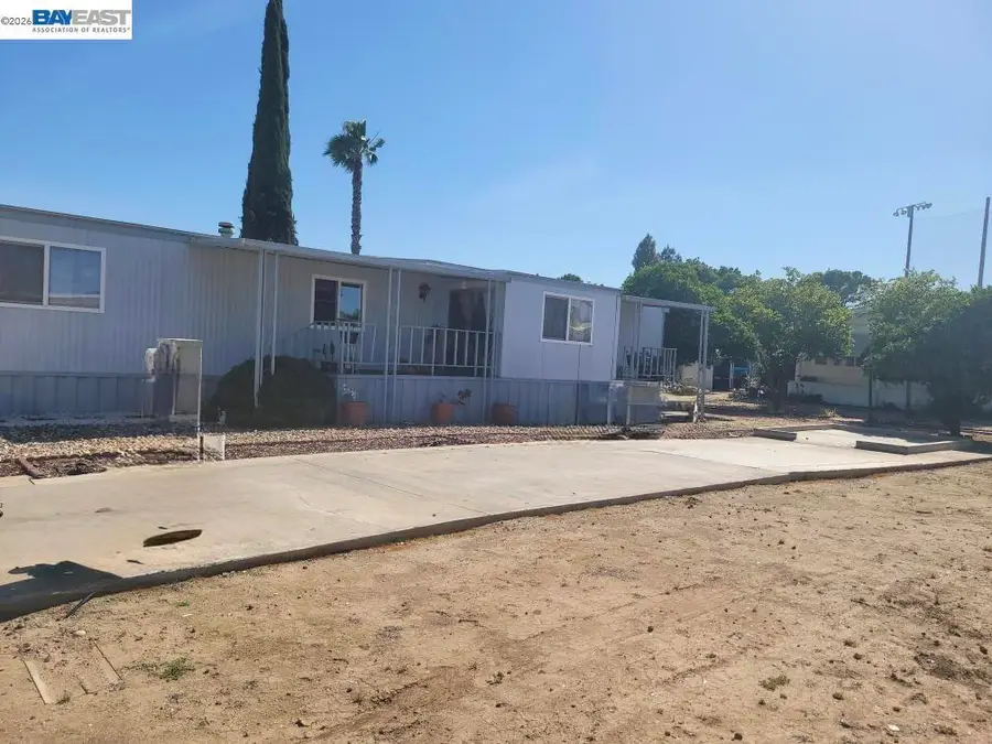 2240 Golden Oak Lane #131, Merced, CA 95341 - #2