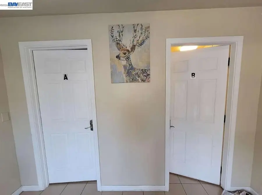 896 Lausanne Avenue, Daly City, CA 94014 - #2