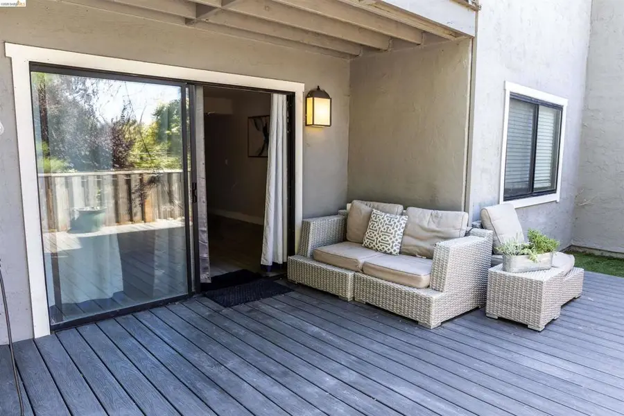 900 Cambridge Dr #31, Benicia, CA 94510 - #3