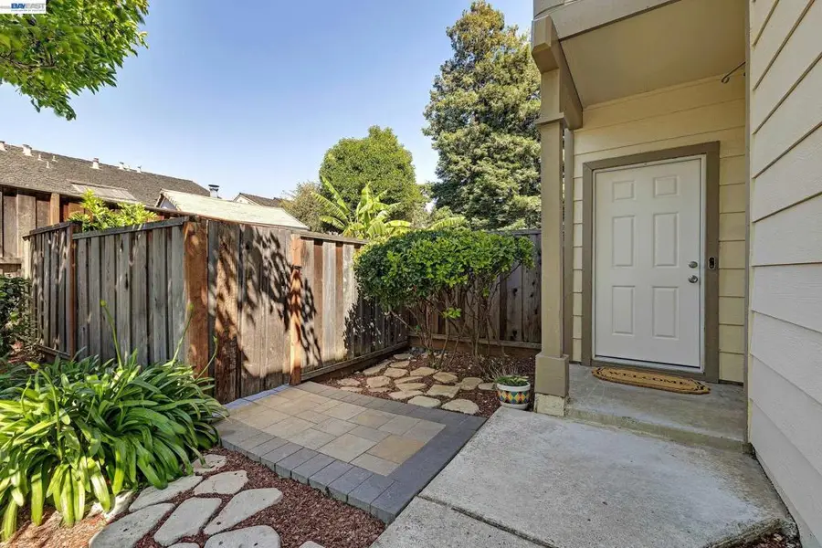 4290 Tiburon Dr, Fremont, CA 94555 - #2