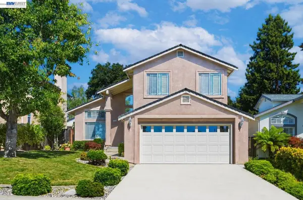 5133 Madison Ln, Castro Valley, CA 94546