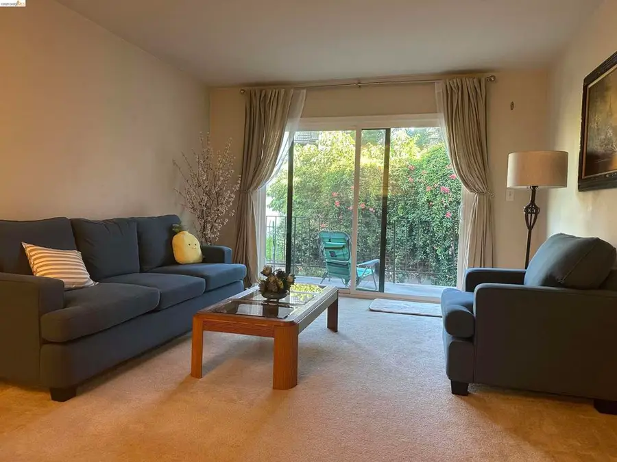 625 El Dorado Ave #204, Oakland, CA 94611 - #2
