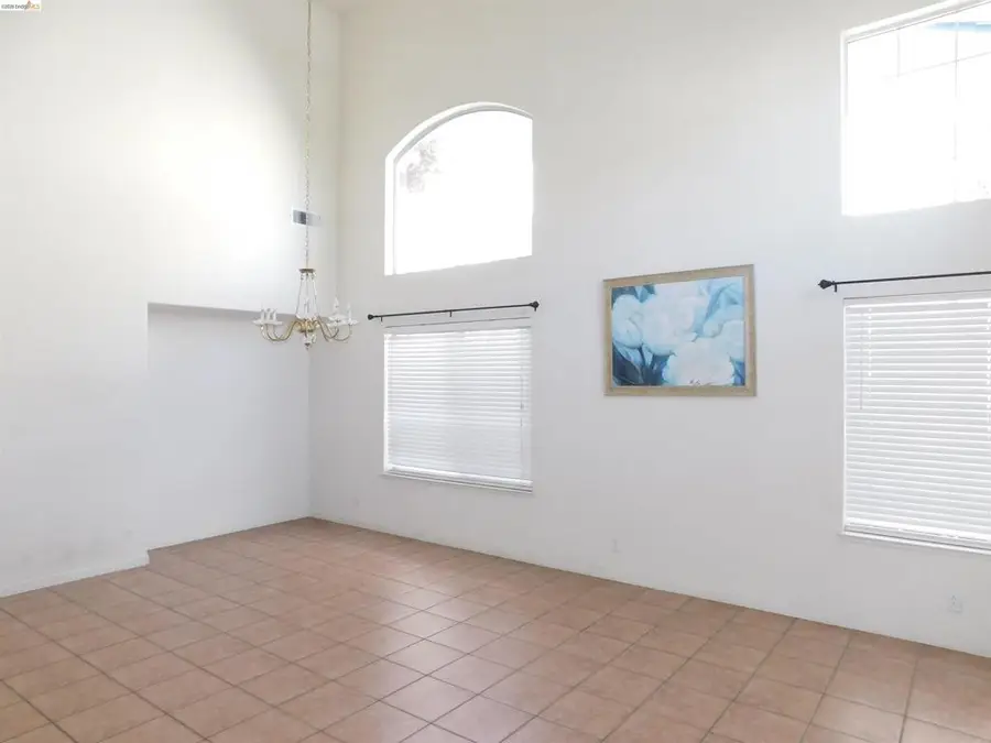 15678 Atlantus Ave, San Leandro, CA 94579 - #2