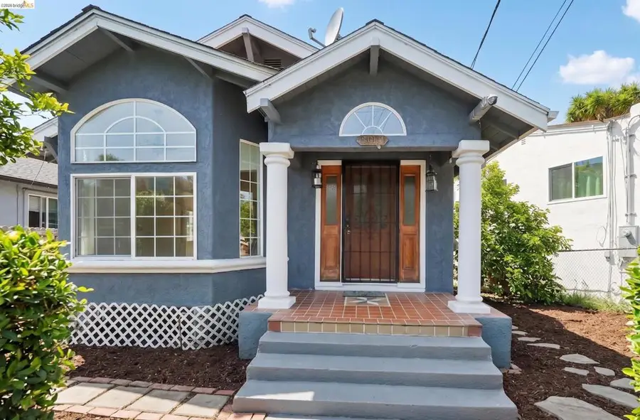 5081 Congress Ave, Oakland, CA 94601 - #3