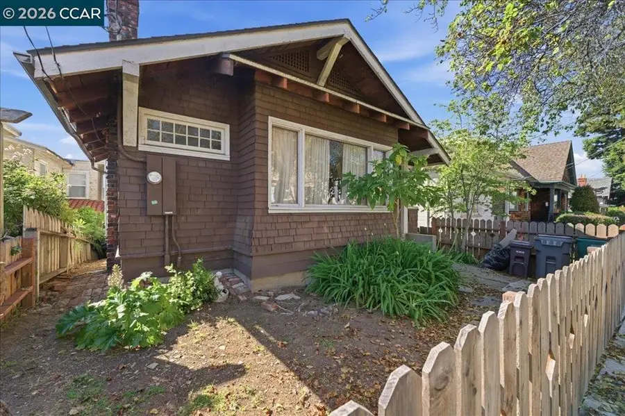 4113 Terrace St, Oakland, CA 94611 - #2