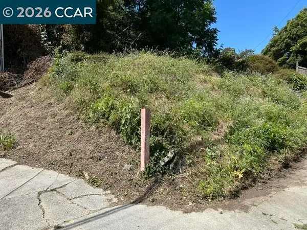 5229 Macarthur Blvd, Oakland, CA 94619