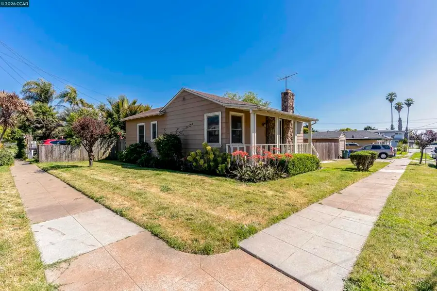 5526 Carl Ave, Richmond, CA 94804 - #2