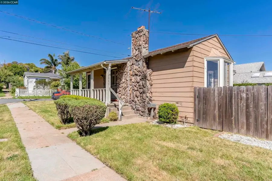 5526 Carl Ave, Richmond, CA 94804 - #3