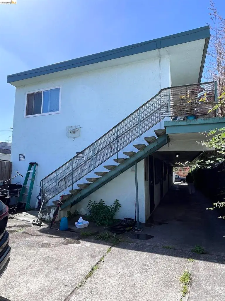 926 36th St, Oakland, CA 94608 - #3