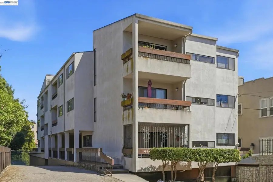 444 Merritt Ave #202, Oakland, CA 94610 - #2