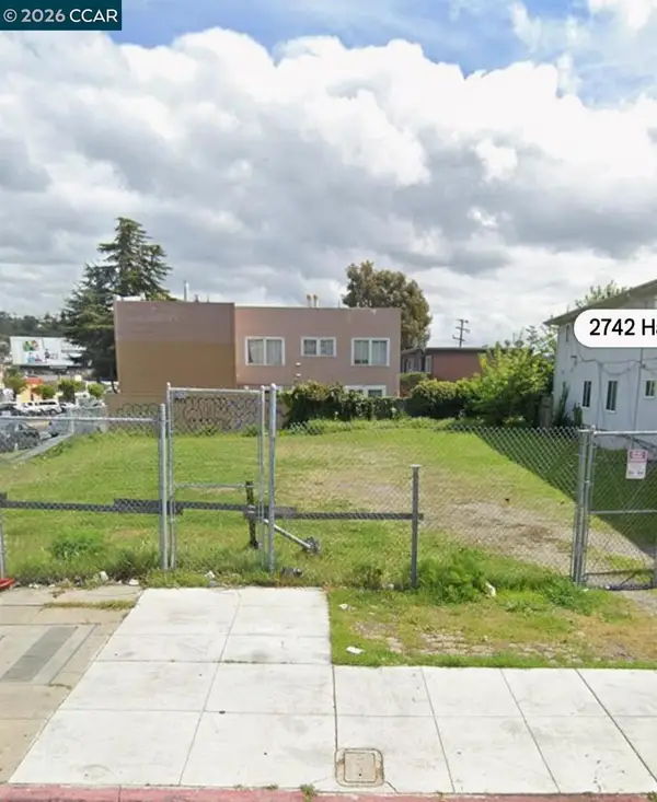 2742 W Havenscourt Blvd, Oakland, CA 94605