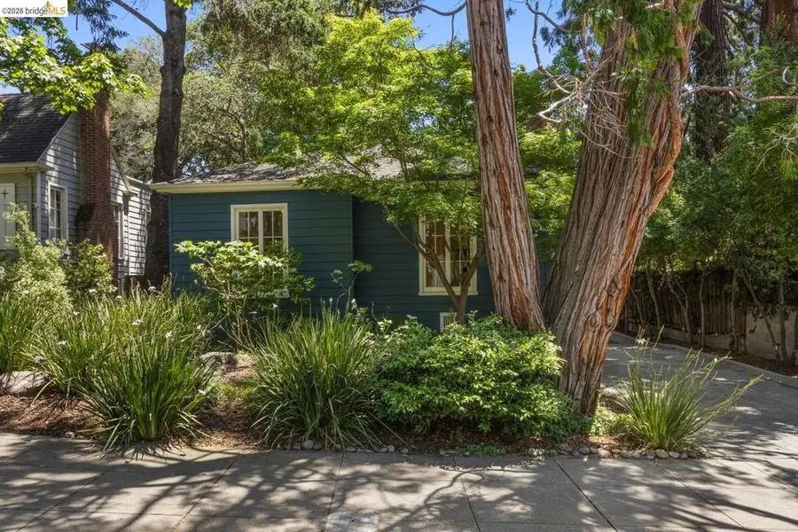 859 Sunnyhills Rd, Oakland, CA 94610 - #2