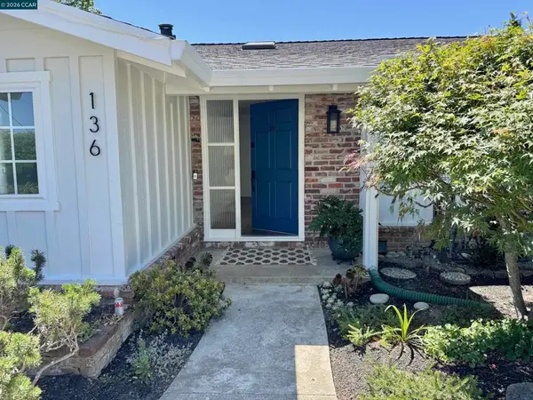 136 Ardith Dr., Orinda, CA 94563