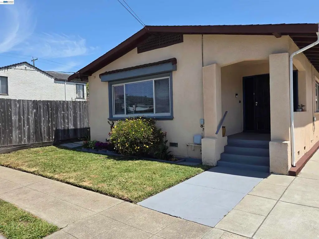 560 41st St, Richmond, CA 94805 - #1