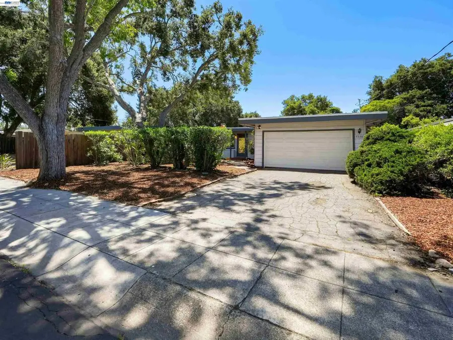 4250 Ruthelma, Palo Alto, CA 94306 - #2