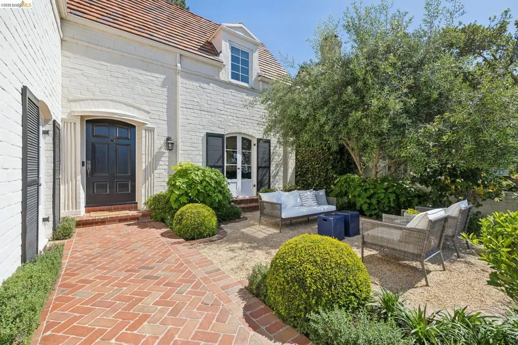 126 Woodland Way, Piedmont, CA 94611 - #1