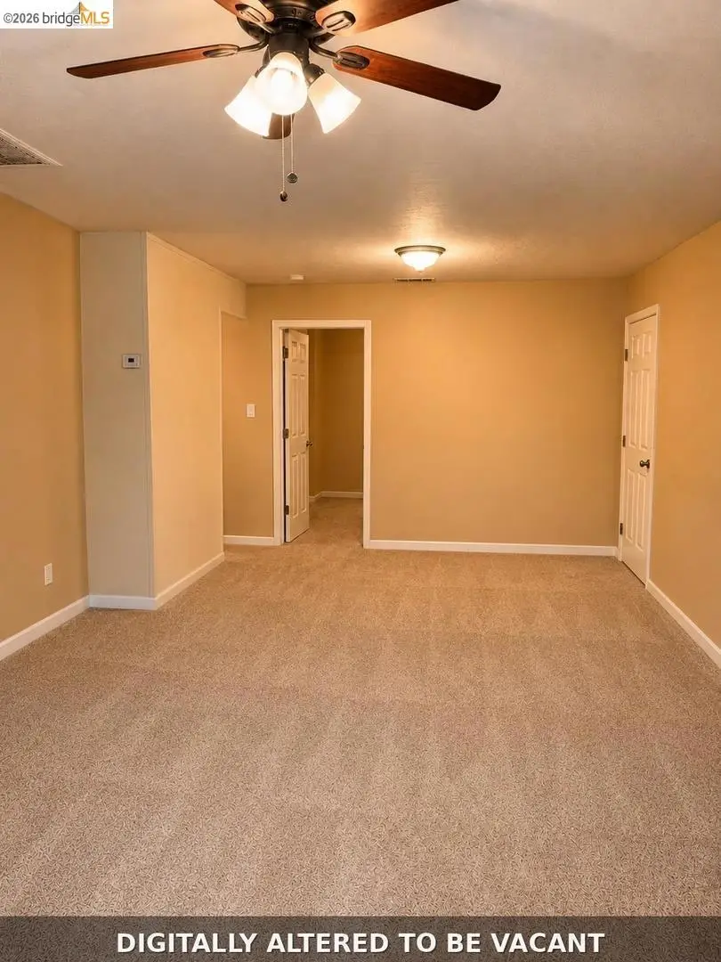 2236 E Stadium Dr, Stockton, CA 95205 - #3
