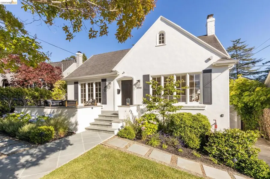 1115 Clarendon Cres, Oakland, CA 94610 - #3