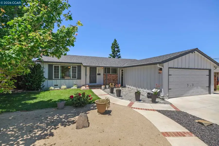 1346 Maryland Dr, Concord, CA 94521 - #3