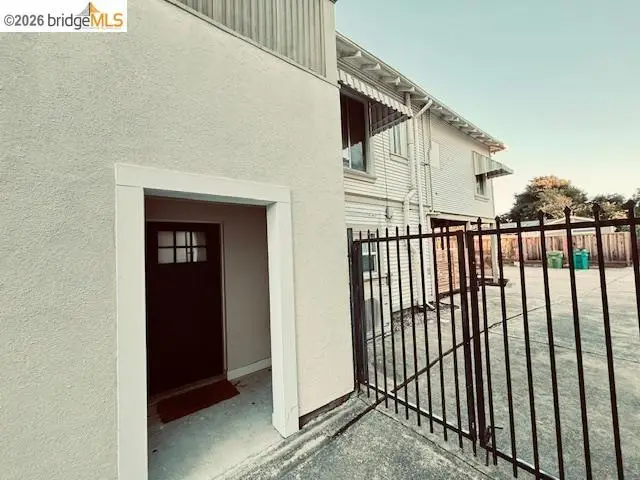 859 52nd Street, Oakland, CA 94608 - #2