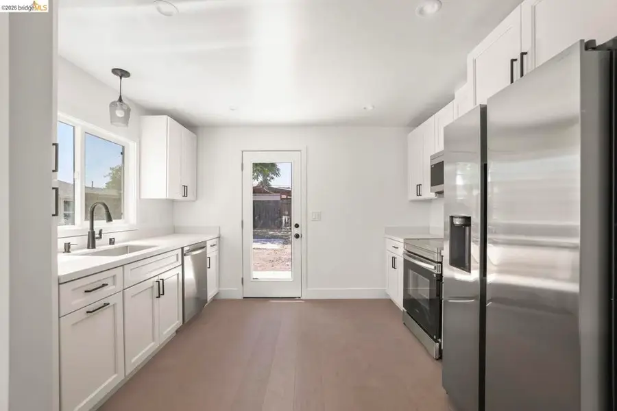 239 Rossi Ave, Antioch, CA 94509 - #2