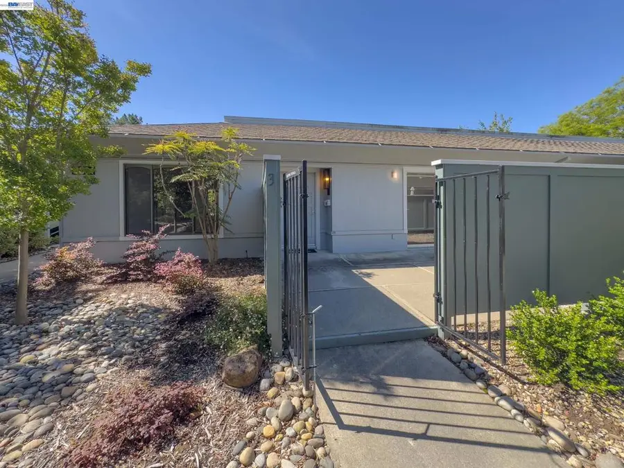 2201 Pine Knoll Dr #3, Walnut Creek, CA 94595 - #2