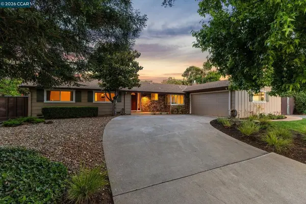 978 Kenston Dr, Clayton, CA 94517